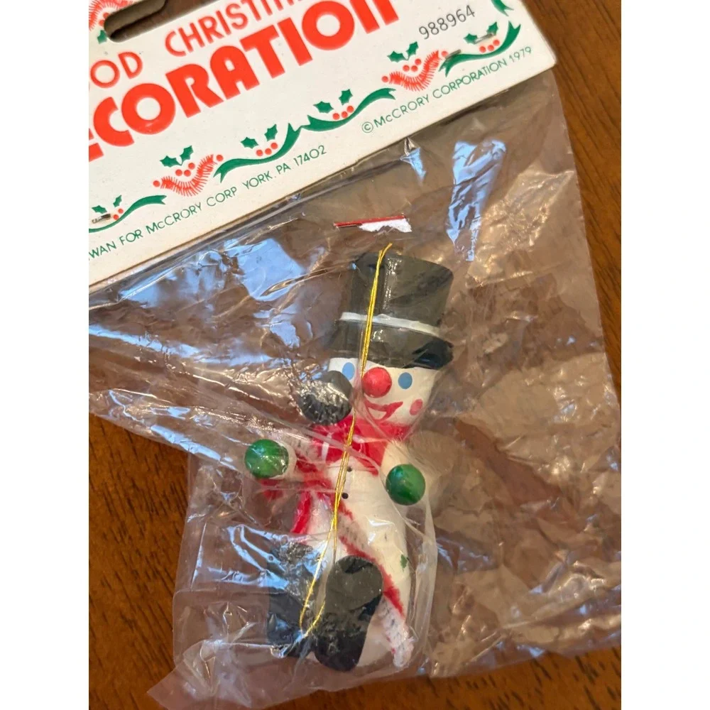 Vintage NIP 1982 McCrory Corp Wood Christmas‎ Snowman Ornament Decoration